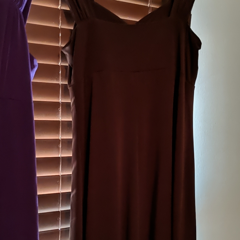 Dress - Picture 2 of 5
